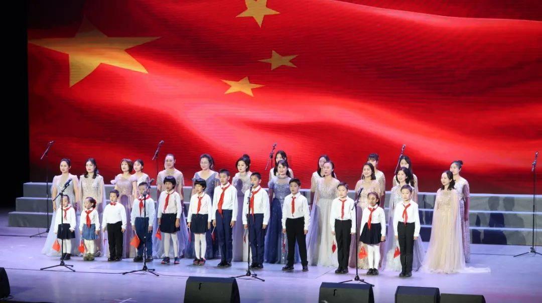 记者:拜仁签加拉塔萨雷后卫博伊基本达成协议